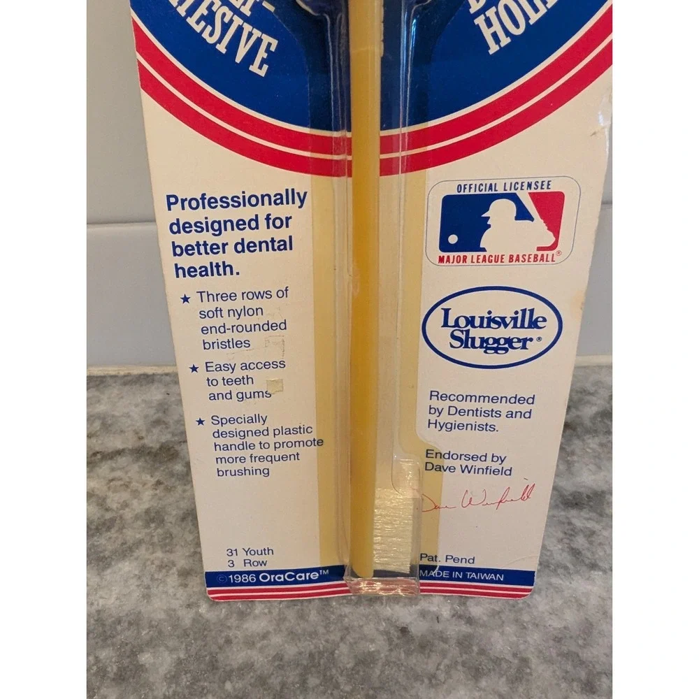 Vintage 1986 San Diego Padres Baseball Bat Toothbrush & Holder Dave Winfield Ad
